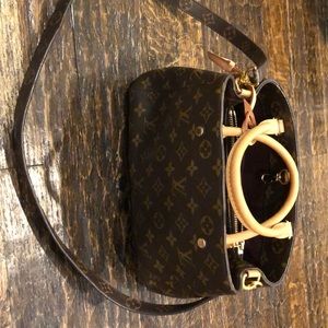LV Montaigne BB